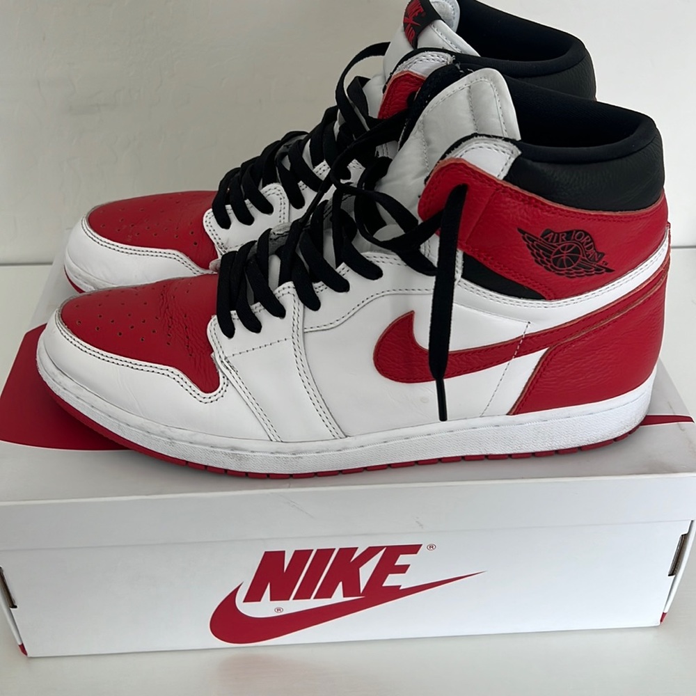 Air Jordan Retro 1